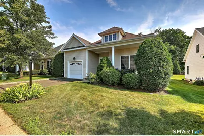15 Jasmine Circle #15, Milford, CT 06461 - Photo 3