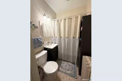 118 Cambridge Street #2nd Floor, West Hartford, CT 06110 - Photo 11