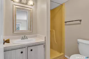 9 Cross Dr, Waterford, CT 06385 - Photo 31