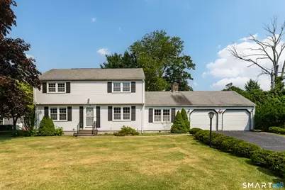 9 Cross Drive, Waterford, CT 06385 - Photo 1