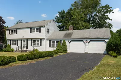 9 Cross Drive, Waterford, CT 06385 - Photo 3