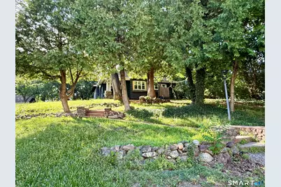 24 Cottage Street, Meriden, CT 06450 - Photo 5