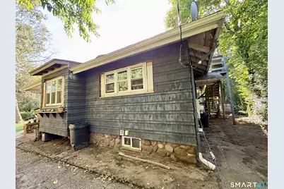 24 Cottage Street, Meriden, CT 06450 - Photo 3