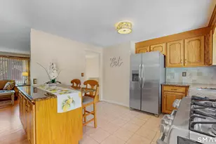 36 Ponderosa Ln, Newington, CT 06111 - Photo 17