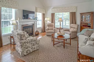9 Poplar Dr, Prospect, CT 06712 - Photo 3