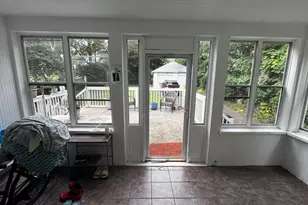 21 Elmwood Rd, New Haven, CT 06515 - Photo 25