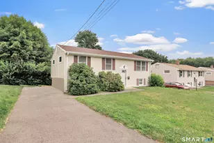 31 Webster Dr, Ansonia, CT 06401 - Photo 3