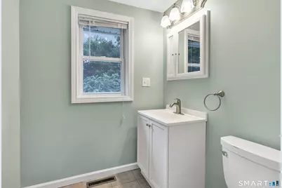 31 Webster Drive, Ansonia, CT 06401 - Photo 17