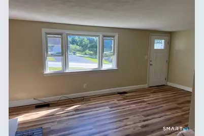 121 Riverview Avenue, Groton, CT 06340 - Photo 17