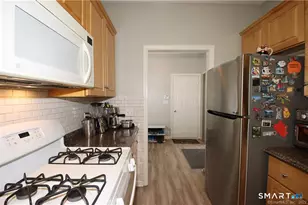 39 Ives St, Hamden, CT 06518 - Photo 11