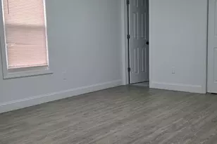 38 Young St, Waterbury, CT 06704 - Photo 5