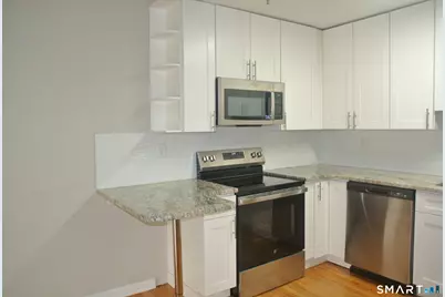 670 Boston Post Road #5, Milford, CT 06460 - Photo 3