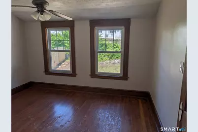 651 Cooke Street, Waterbury, CT 06708 - Photo 11