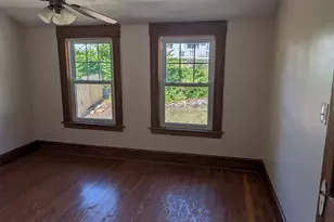 651 Cooke St, Waterbury, CT 06708 - Photo 11