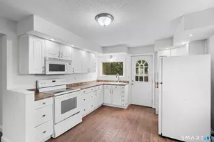 158 Whiting St, Plainville, CT 06062 - Photo 7