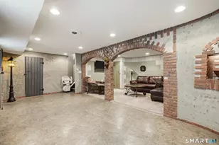 500 Elm St, North Haven, CT 06473 - Photo 27
