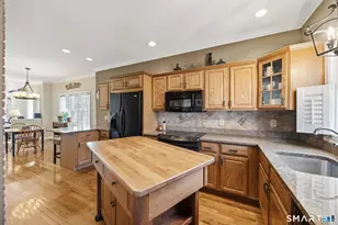 500 Elm St, North Haven, CT 06473 - Photo 5