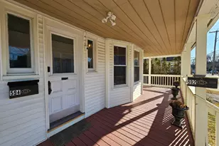 592 Laurel Ave, Bridgeport, CT 06605 - Photo 3