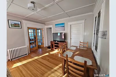 592 Laurel Avenue #2nd Floor, Bridgeport, CT 06605 - Photo 11