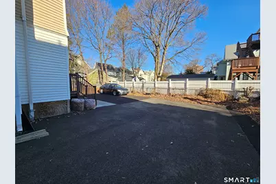 592 Laurel Avenue #2nd Floor, Bridgeport, CT 06605 - Photo 25
