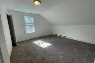 155 Riverside Dr, Thompson, CT 06277 - Photo 11