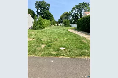 18 Katy Lane, Norwalk, CT 06851 - Photo 1