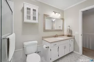 55 Mill Plain Rd, Danbury, CT 06811 - Photo 23