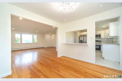 66 Bridgeview Place, Stratford, CT 06614 - Photo 7