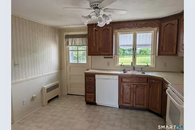 70 Burwood Road, Wethersfield, CT 06109 - Photo 17