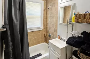 29 Rock Creek Rd, New Haven, CT 06515 - Photo 9