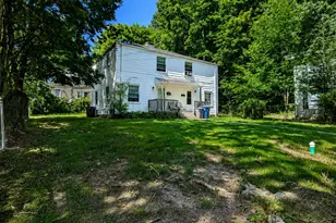 29 Rock Creek Rd, New Haven, CT 06515 - Photo 1