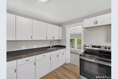 27 Flint Court, Groton, CT 06340 - Photo 3