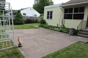 92 Vernon St, Manchester, CT 06042 - Photo 37