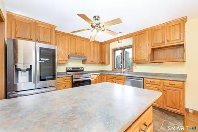 311 North Maple Street, Enfield, CT 06082 - Photo 19