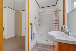 49 Cole St, New London, CT 06320 - Photo 13
