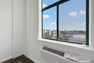 390 Charles St, Bridgeport, CT 06606 - Photo 19
