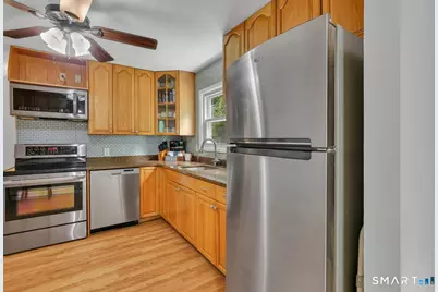 52 Jackson Road, Enfield, CT 06082 - Photo 5