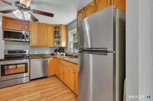 52 Jackson Rd, Enfield, CT 06082 - Photo 5