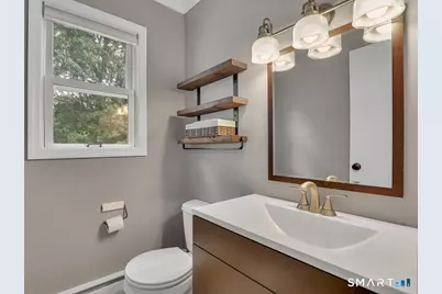 52 Jackson Road, Enfield, CT 06082 - Photo 15