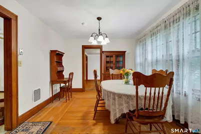 124 Hunt Lane, East Haven, CT 06512 - Photo 5