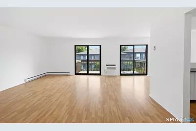 255 Strawberry Hill Avenue #E5, Stamford, CT 06902 - Photo 5