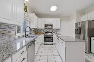 154 Strong St, East Haven, CT 06512 - Photo 9