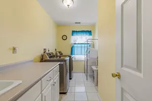 154 Strong St, East Haven, CT 06512 - Photo 27