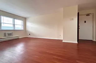 65 Donna Dr, New Haven, CT 06513 - Photo 3