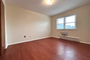65 Donna Dr, New Haven, CT 06513 - Photo 13