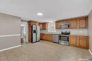 599 Laurel St, East Haven, CT 06512 - Photo 7