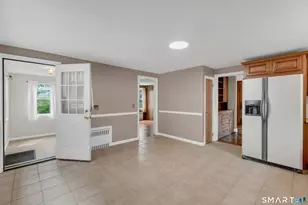 599 Laurel St, East Haven, CT 06512 - Photo 9