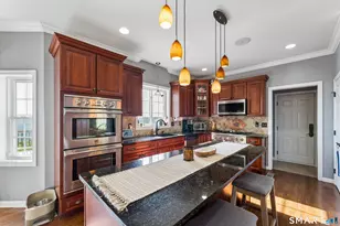 181 Martha Way, Thomaston, CT 06787 - Photo 11