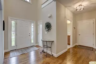 33 Hunters Ln, Southington, CT 06479 - Photo 5
