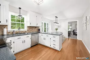 11 Cobblers Mill Rd, Newtown, CT 06482 - Photo 7